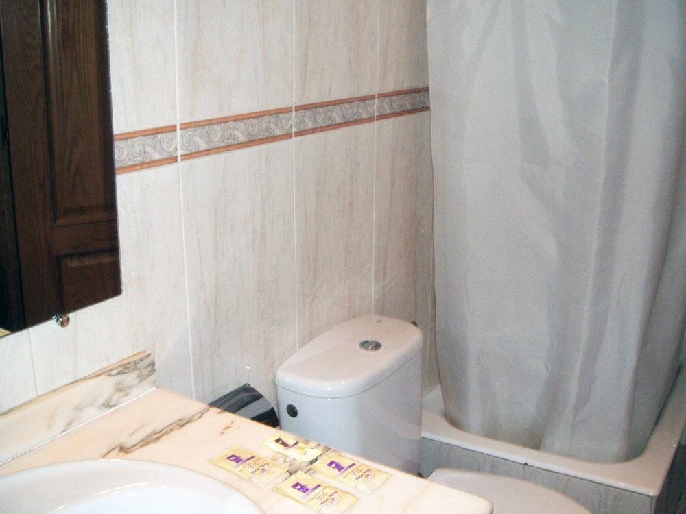 Hostal Centro Толедо Экстерьер фото