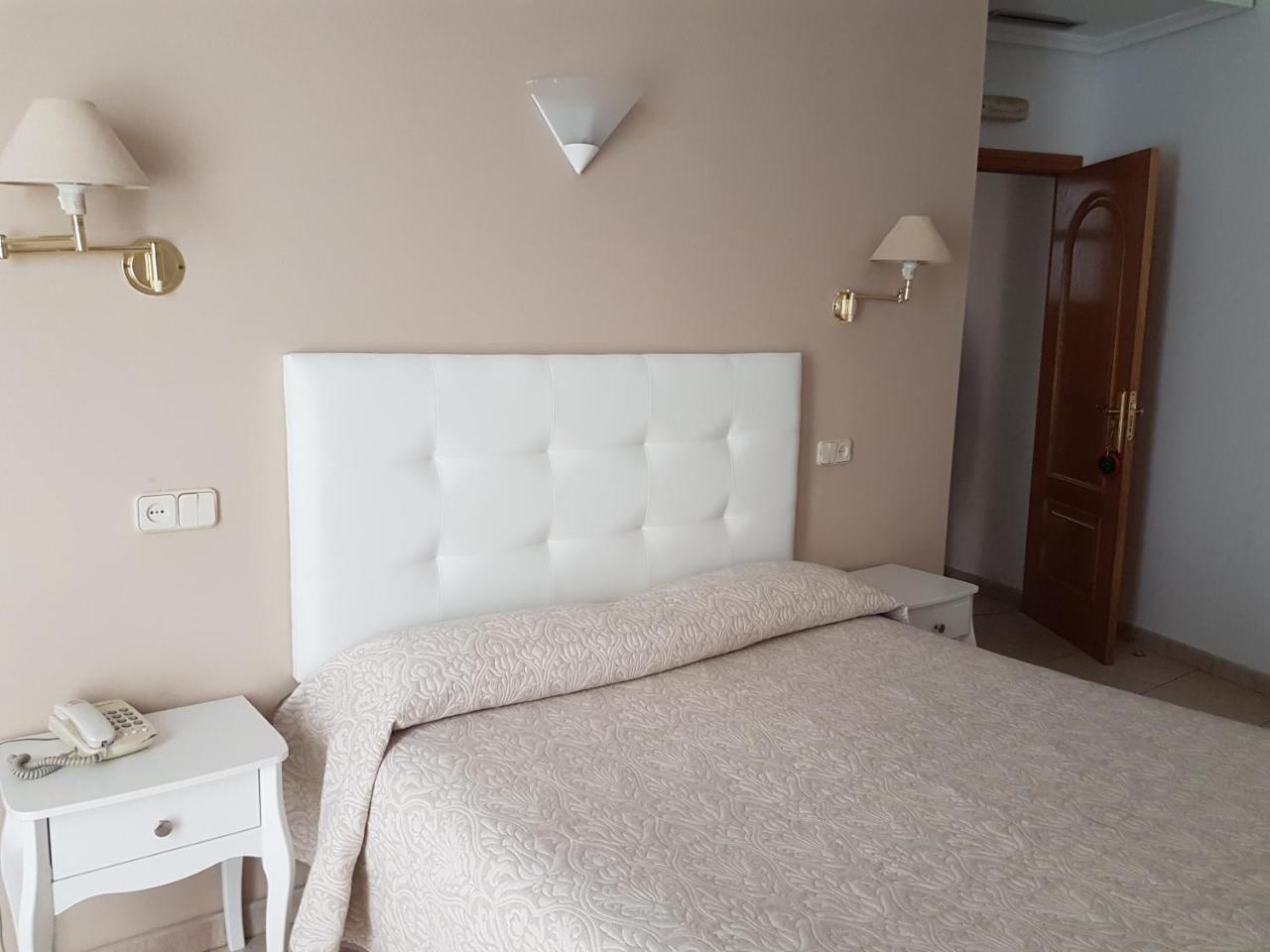 Hostal Centro Толедо Экстерьер фото